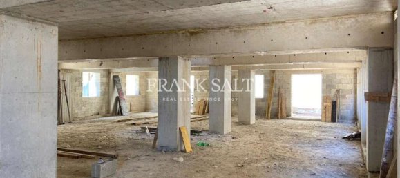 3 bedrooms Apartment in Saint Paul's Bay, Malta No. 1543 2