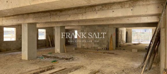 3 bedrooms Apartment in Saint Paul's Bay, Malta No. 1543 6