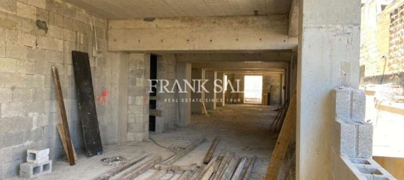 3 bedrooms Apartment in Saint Paul's Bay, Malta No. 1543 4