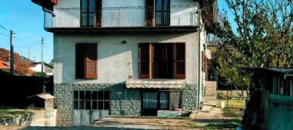 9 rooms Apartment in Mercallo, Italy No. 12971 11
