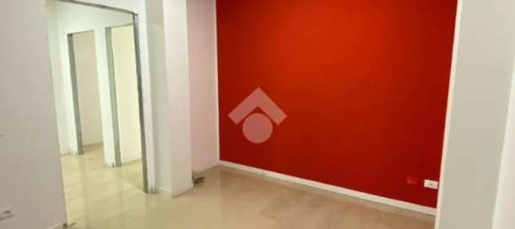 178m² Commercial property in Verona, Italy No. 135429 10