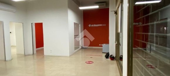 178m² Commercial property in Verona, Italy No. 135429 22