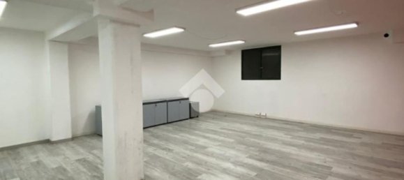 178m² Commercial property in Verona, Italy No. 135429 7