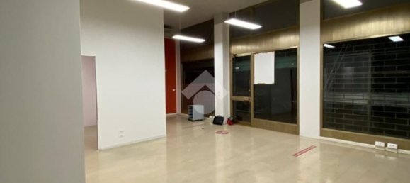 178m² Commercial property in Verona, Italy No. 135429 16