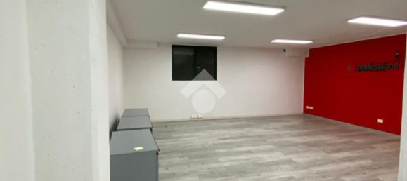 178m² Commercial property in Verona, Italy No. 135429 27