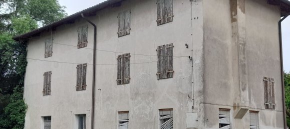 11 bedrooms House in Udine, Italy No. 372232 2