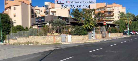 4 rooms Commercial property in Anzio, Italy No. 357311 4