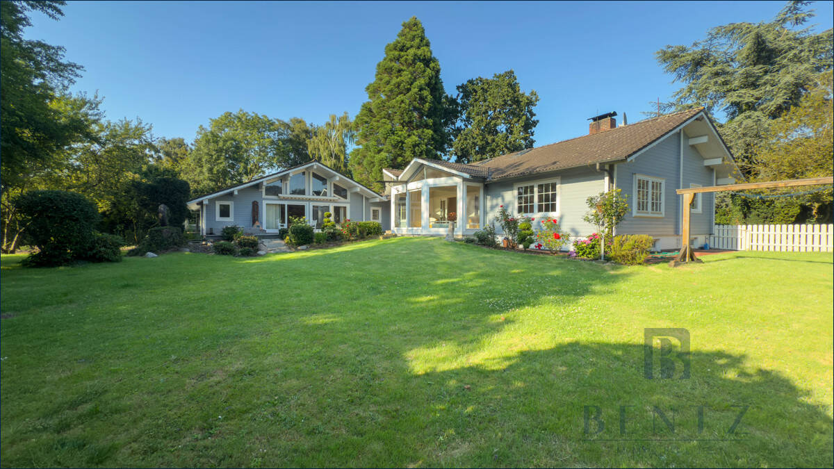 7 rooms Bungalow in Cuxhaven, Germany No. 239687