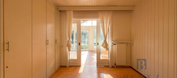 7 rooms Bungalow in Cuxhaven, Germany No. 239687 9