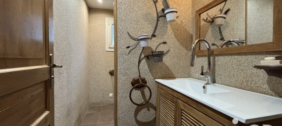 4 bedrooms House in Viterne, France No. 52357 13