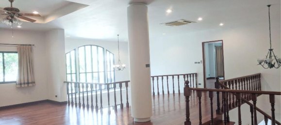 4 غرف نوم مقهى / مطعم في Bangkok, Thailand رقم 549 11