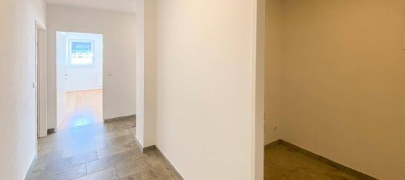 4-salle Appartement à Linz, Austria No. 251038 11