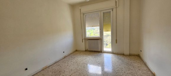 Квартира с 4 комнатами в Фрозиноне, Италия № 227624 7