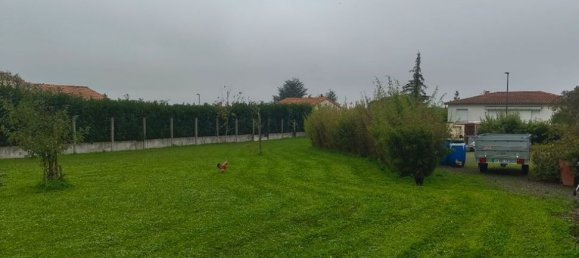 2 bedrooms House in Deux-Sevres, France No. 295814 3