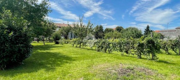 3 bedrooms House in Udine, Italy No. 294711 36