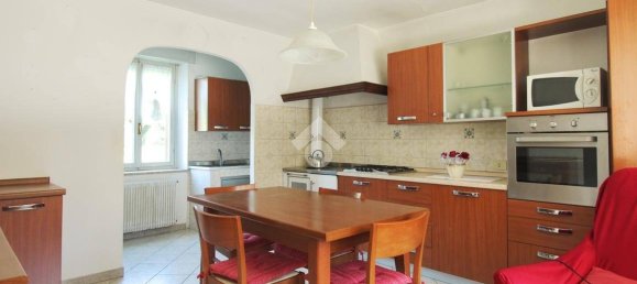 3 bedrooms House in Udine, Italy No. 294711 3