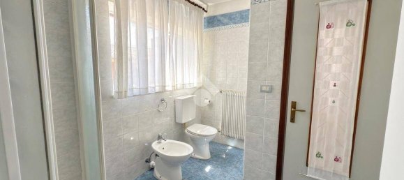 3 bedrooms House in Udine, Italy No. 294711 22