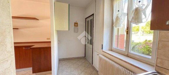 3 bedrooms House in Udine, Italy No. 294711 4