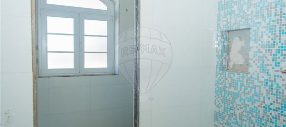 4 bedrooms House in Juncal, Portugal No. 26396 19