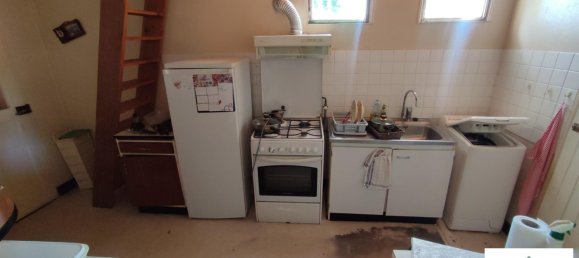 3 bedrooms House in Puy-de-Dome, France No. 356259 5