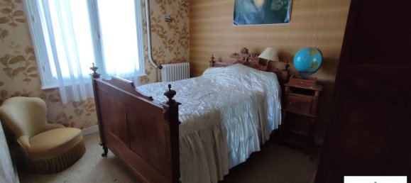 3 bedrooms House in Puy-de-Dome, France No. 356259 8