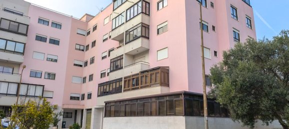 3 bedrooms Apartment in Lisbon, Portugal No. 107338 43