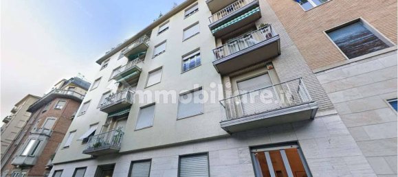 Apartamento de 1 dormitorio en Turin, Italy No. 10201 3