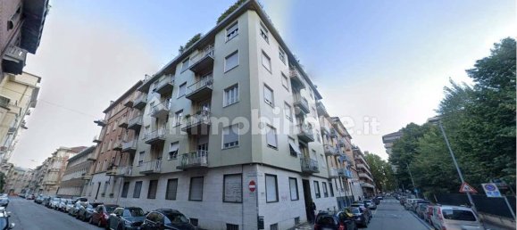 Apartamento de 1 dormitorio en Turin, Italy No. 10201 2