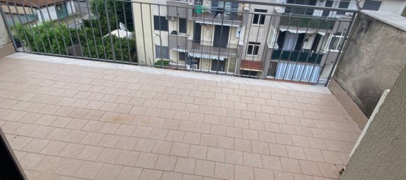 Apartamento de 6 divisões em Villaricca, Italy N.º 12008 9