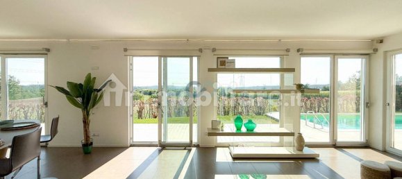 3 bedrooms Villa in Lonato del Garda, Italy No. 273283 13