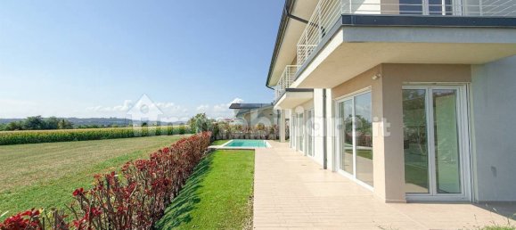 3 bedrooms Villa in Lonato del Garda, Italy No. 273283 11