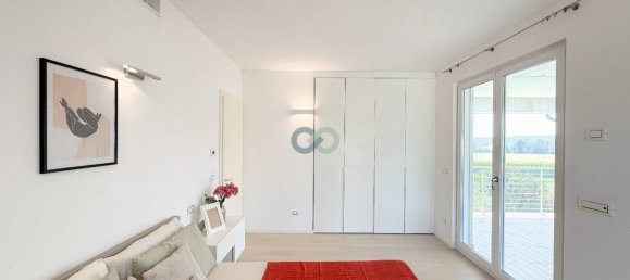 3 bedrooms Villa in Lonato del Garda, Italy No. 273283 45