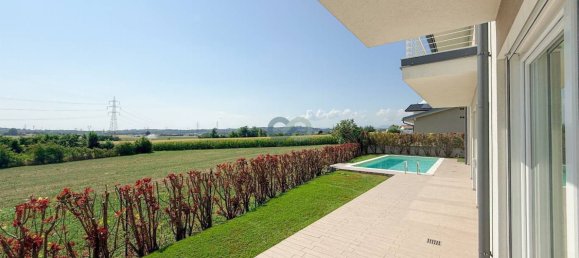 3 bedrooms Villa in Lonato del Garda, Italy No. 273283 10