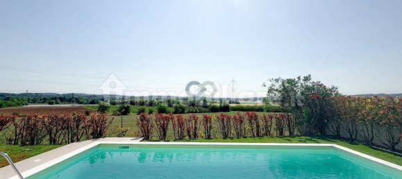 3 bedrooms Villa in Lonato del Garda, Italy No. 273283 8
