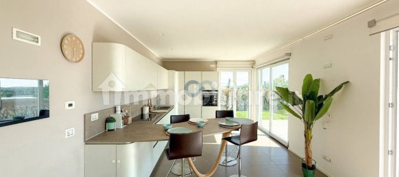 3 bedrooms Villa in Lonato del Garda, Italy No. 273283 18