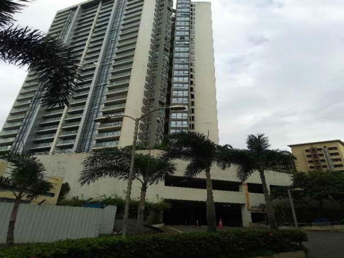 3 bedrooms House in Mumbai, India No. 42916