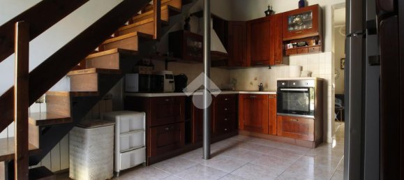 2 bedrooms House in Cerro Maggiore, Italy No. 263382 9