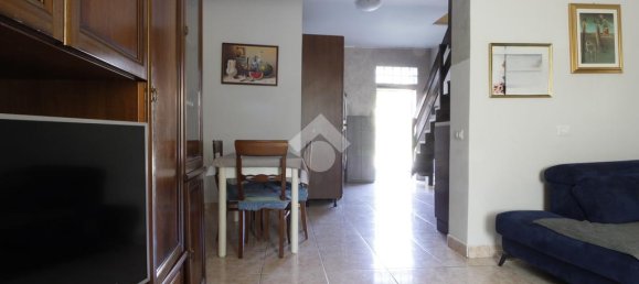 2 bedrooms House in Cerro Maggiore, Italy No. 263382 23