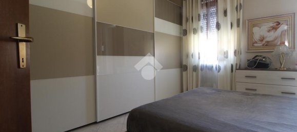 2 bedrooms House in Cerro Maggiore, Italy No. 263382 15