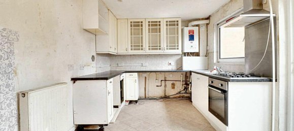 3 bedrooms House in Hayes, United Kingdom No. 5087 8