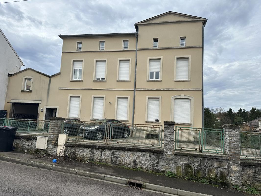 20 rooms Building in Forbach, France No. 83613