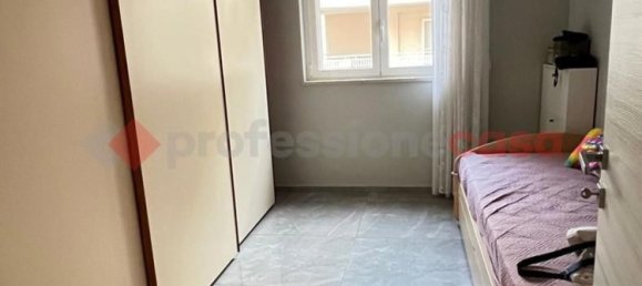 4 rooms Apartment in Bari, Italy No. 13068 4