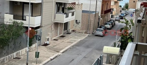 4 rooms Apartment in Bari, Italy No. 13068 11