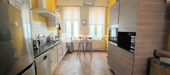 4 bedrooms House in Lambersart, France No. 91436 4