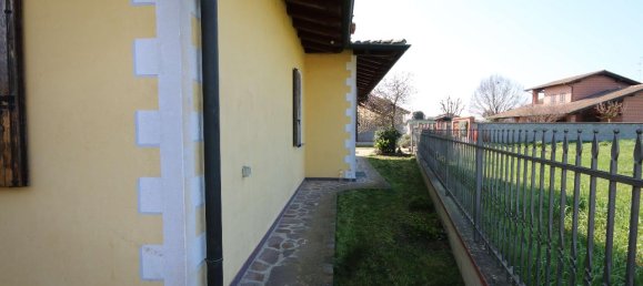 5 rooms Villa in Moscazzano, Italy No. 110567 5