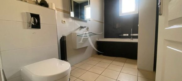 4 bedrooms Villa in Tarn, France No. 300382 11