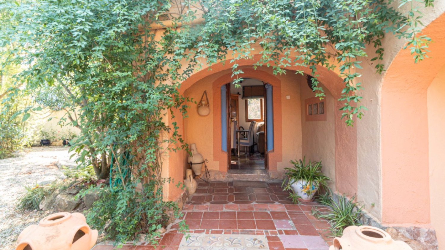 4 bedrooms House in Alicante, Spain No. 200610