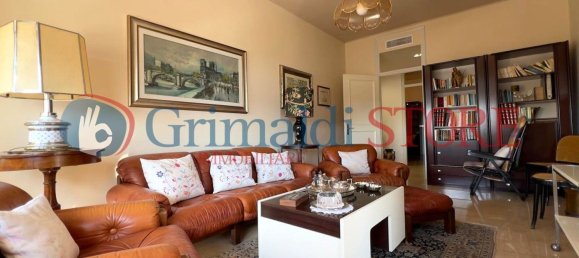 4-salle Appartement à Lecce, Italy No. 53019 3