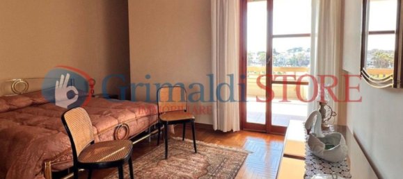 4-salle Appartement à Lecce, Italy No. 53019 15