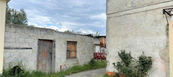 2 rooms Warehouse in Borgia, Italy No. 220388 4